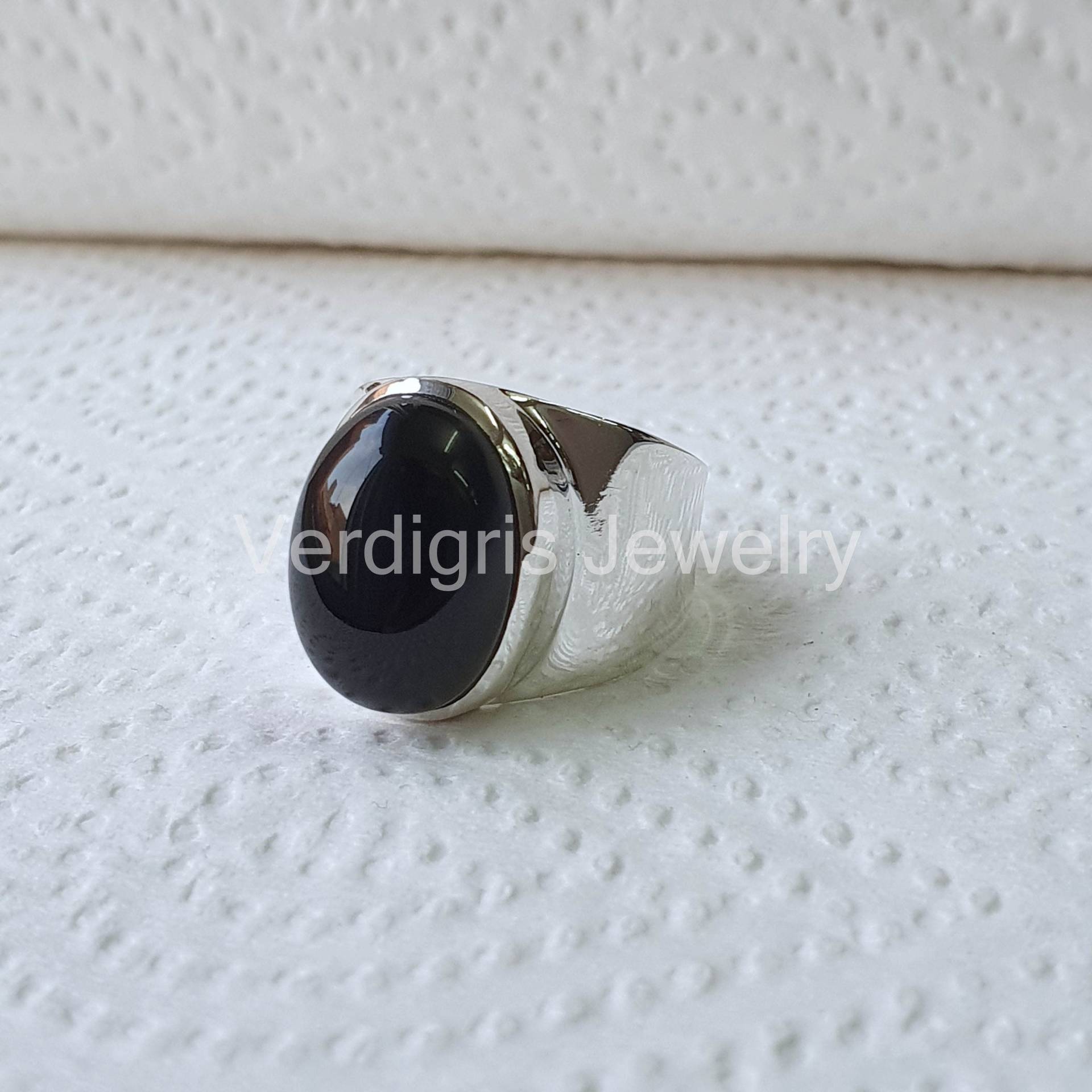 Schwarzer Onyx Edelstein Sterling Silber Ring, Handgemacht, Schmuck, Dezember Birthstone Ringe, Silberschmuck, Minimalist von VERDIGRISJEWELLERY