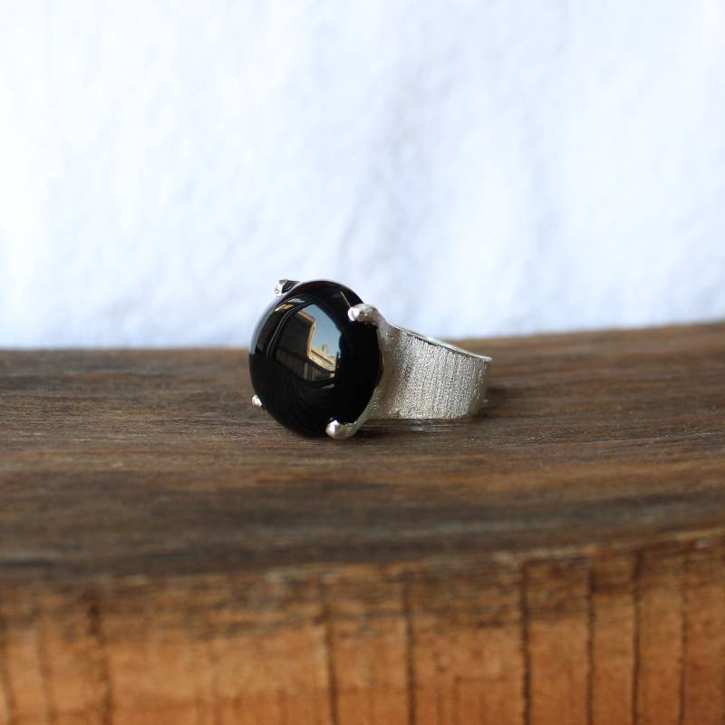 Schwarzer Onyx Ring, Sterling Silber Statement Chunky Und Boho von VERDIGRISJEWELLERY