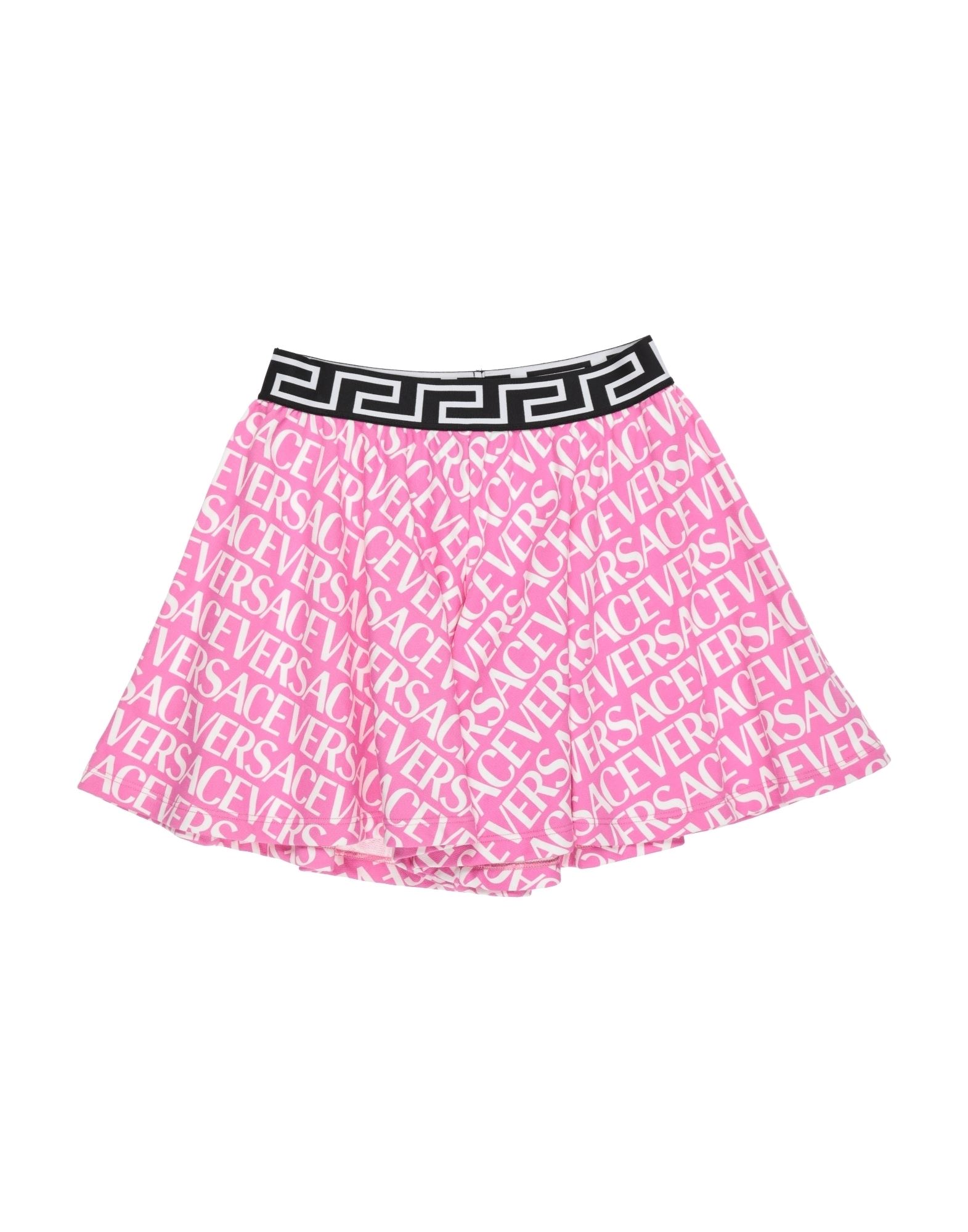 VERSACE YOUNG Shorts & Bermudashorts Kinder Fuchsia von VERSACE YOUNG