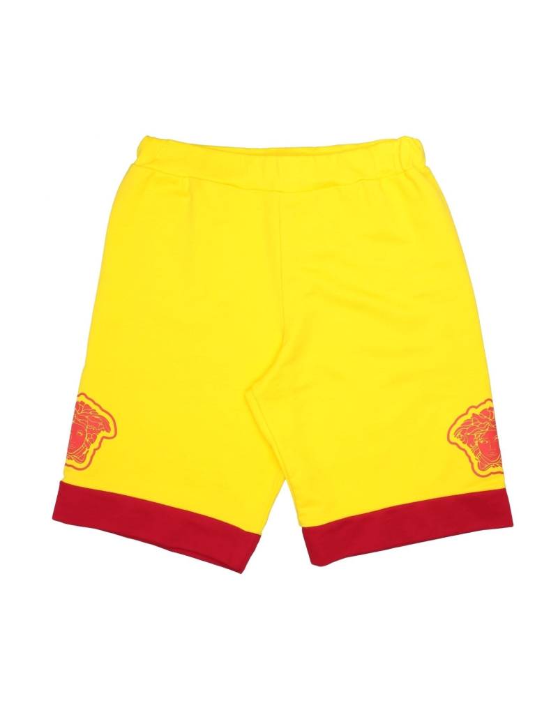 VERSACE YOUNG Shorts & Bermudashorts Kinder Gelb von VERSACE YOUNG
