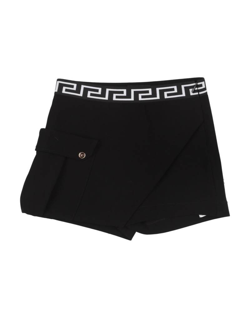 VERSACE YOUNG Shorts & Bermudashorts Kinder Schwarz von VERSACE YOUNG