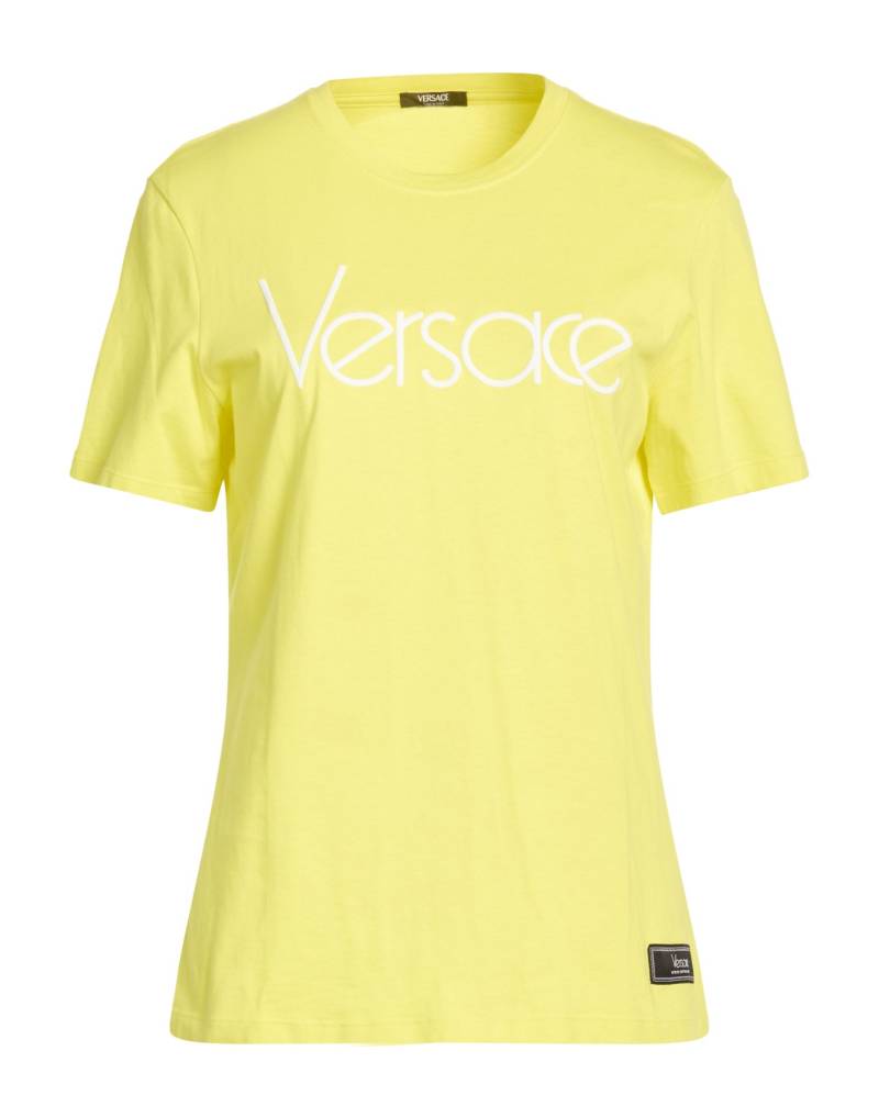 VERSACE T-shirts Damen Gelb von VERSACE