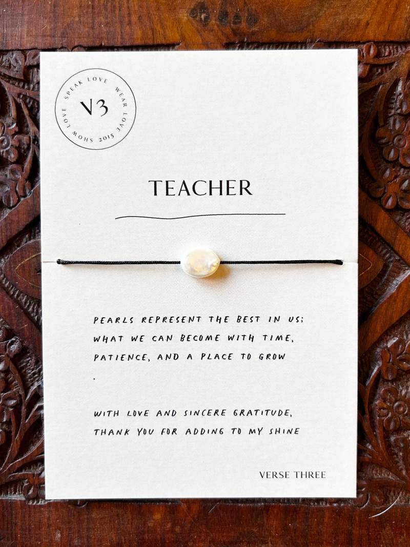Lehrer Geschenk | Personalisierte Geschenke Für Sie Süßwasserperle, Sterling Silber, Verstellbares Armband von VERSETHREE