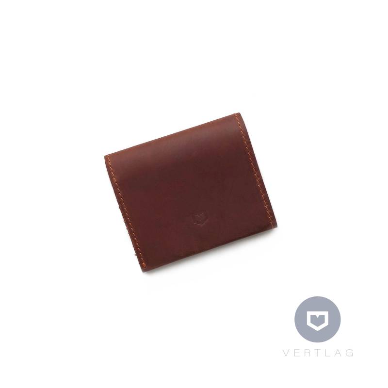 Mini Cognac Braun Leder Bifold Kartenbrieftasche, Kleine Frauen Tasche Geldbörse, Personalisiertes Geschenk von VERTLAG