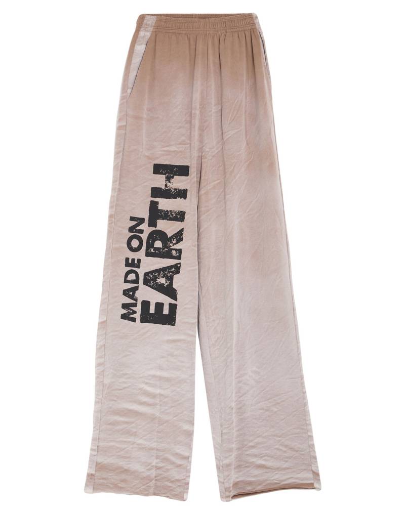 VETEMENTS Hose Damen Hellbraun von VETEMENTS