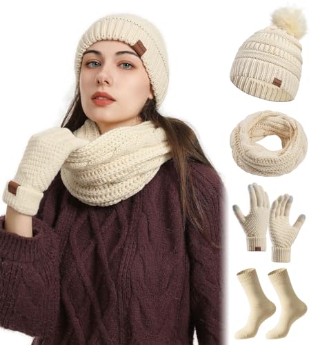VEVESMUNDO Damen Wintermütze Loop Schal handschuhe Socken 4 Stück Winter Strickset Strickmütze mit Bommel Beige von VEVESMUNDO