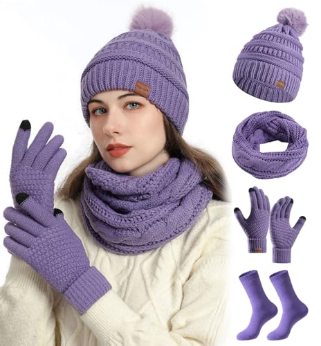 VEVESMUNDO Damen Wintermütze Loop Schal handschuhe Socken 4 Stück Winter Strickset Strickmütze mit Bommel Lila von VEVESMUNDO