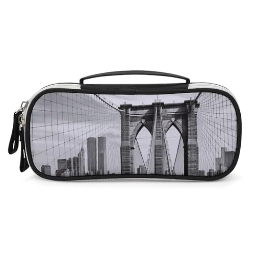 VFMNT Brooklyn Bridge Große Make-up-Tasche für Damen, Reise-Kulturbeutel mit Griff, tragbare Stifttasche, kleines Federmäppchen für Büro, weiß, Einheitsgröße, Make-up, weiß, Einheitsgröße, VFMNT Brooklyn Bridge Große Make-up-Tasche für Damen, Reise-Kulturbeutel mit Griff, tragbare Stifttasche, kleines Federmäppchen für Büro, weiß, Einheitsgröße, Make-up, weiß, Einheitsgröße, von VFMNT