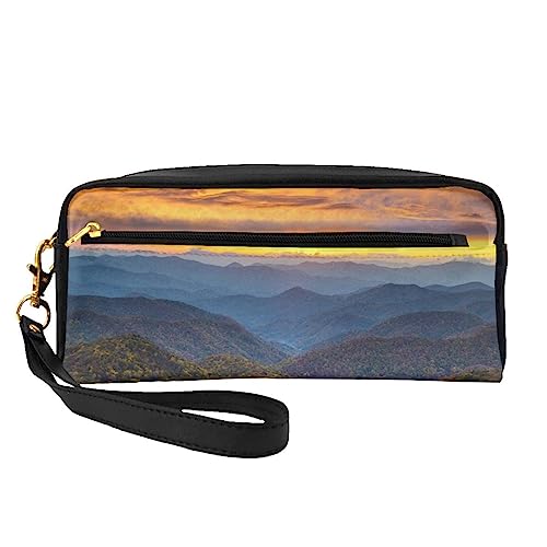 Haunted Mansion Reise-Make-up-Tasche mit Griffschlaufe – weiches und vielseitiges PU-Leder, tragbare Kosmetiktasche für Damen und Mädchen, Geschenk, Blue Ridge Parkway Mountains, Einheitsgröße von VGFJHNDF