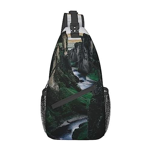 Lollipop Sling Bag Travel Crossbody Rucksack Chest Pack für Männer Frauen, verstellbare linke und rechte Schulter Wandern Casual Daypack, Canyon Cliff Moos, Einheitsgröße von VGFJHNDF