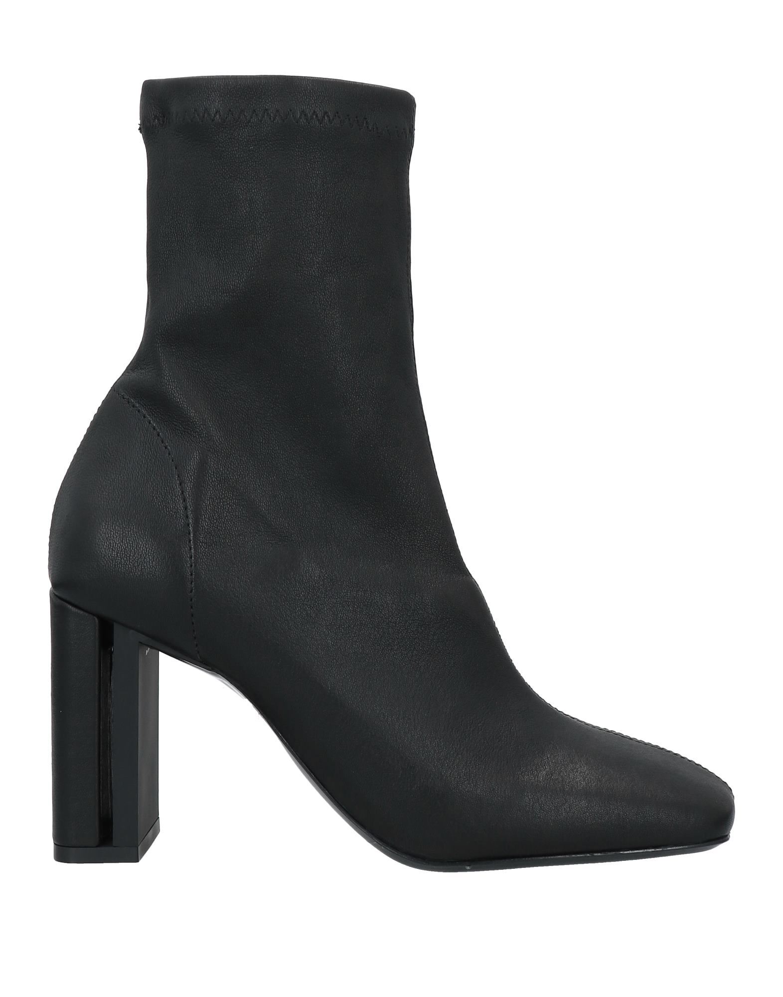 VIC MATIĒ Stiefelette Damen Schwarz von VIC MATIĒ