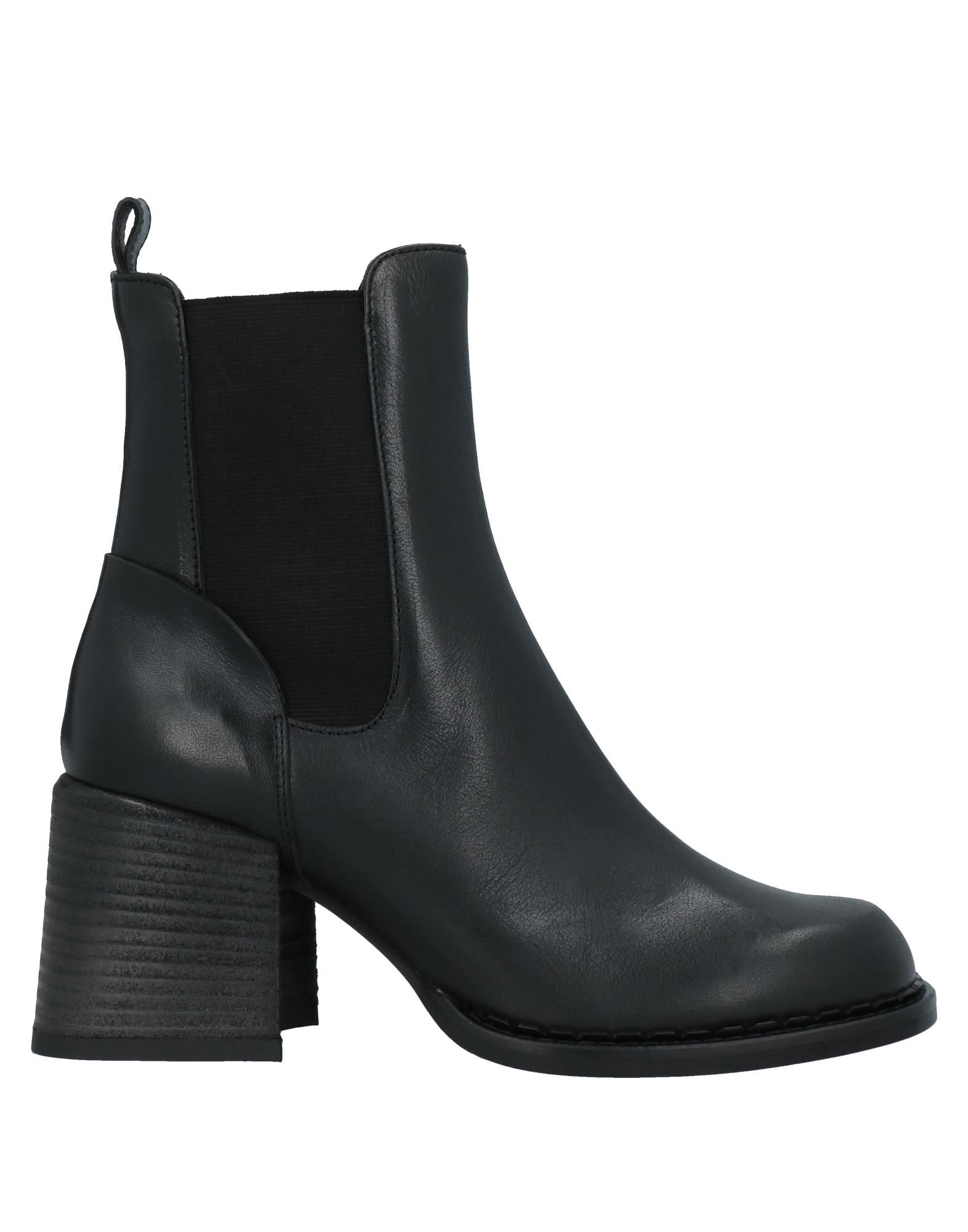 VIC MATIĒ Stiefelette Damen Schwarz von VIC MATIĒ