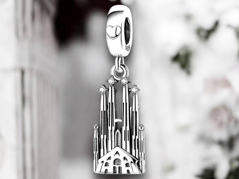 Barcelona Spanien La Sagrada Kirche Religion Bibel Buch Gottes Jesus Christus Engel Charm 925 Sterling Silber Anhänger Schmuck Barcelona Spanien La Sagrada Kirche Religion Bibel Buch Gottes Jesus Christus Engel Charm 925 Sterling Silber Anhänger Schmuck von VIERENGEL