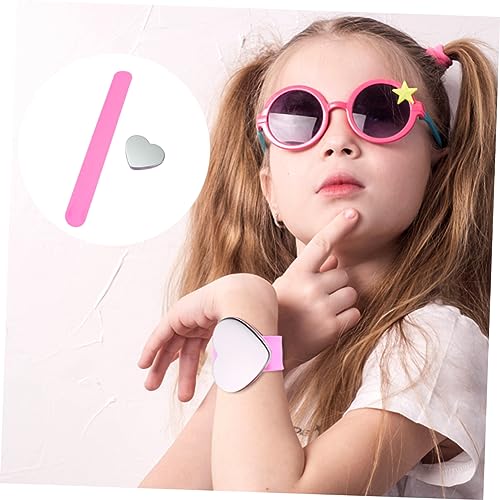 VILLFUL Herzförmiges Magnetisches Silikonarmband für Handdekoration Nadelhalter Armband Bequemes Verstellbares Wrist Decor für Näharbeiten und Events Rosa von VILLFUL