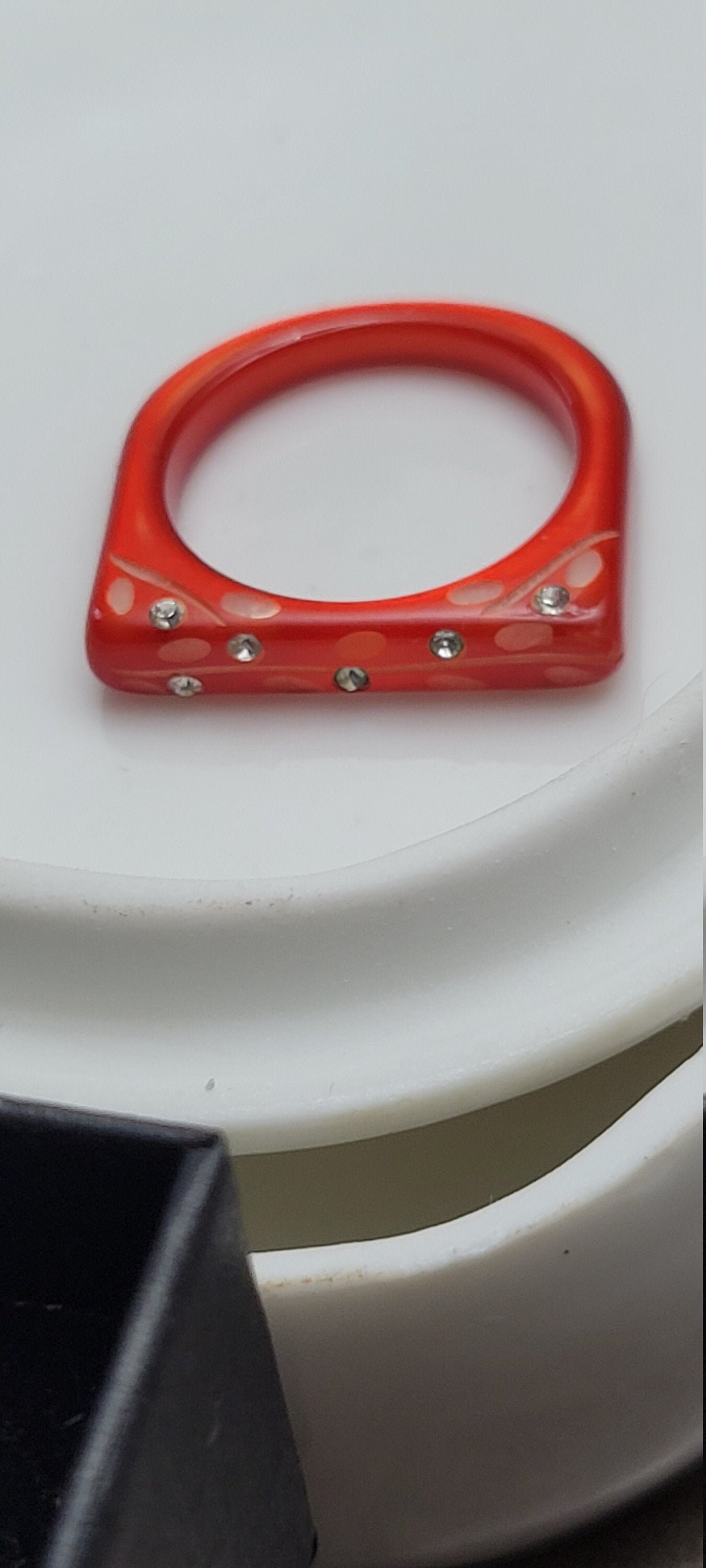 Antike Funkeln Lucite Rot Und Cz Funken Glam Retro 60Er Jahre Größe 9 von VINTAGEARTJEWELRY