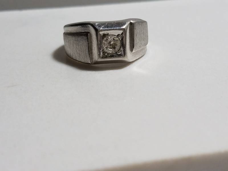 sterling Ring 6mm Cz Diamant Und 18Kt Hge Uncas Vintage-Kristall Größe 9 Signiert Ausgezeichneter Zustand Weltweiter Versand von VINTAGEARTJEWELRY