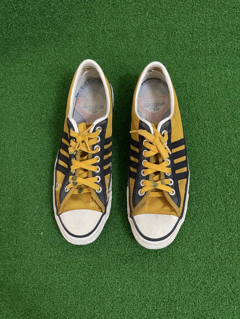 Vintage 70Er Converse "The Winner" Usa Gold Canvas Athletic Sneakers Schuhe 11 von VINTAGEKILLCLOTHES