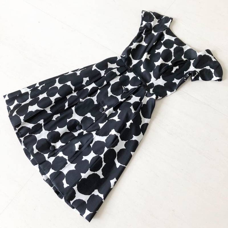 Atemberaubendes Schwarz-Weißes Suzy Perette Kleid von VINTAGEVAVAVOOMZ