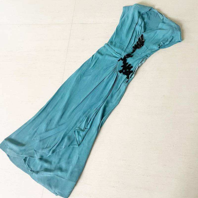 Elegantes 40Er Jahre Maxikleid in Türkis Mit Paillettenapplikation von VINTAGEVAVAVOOMZ