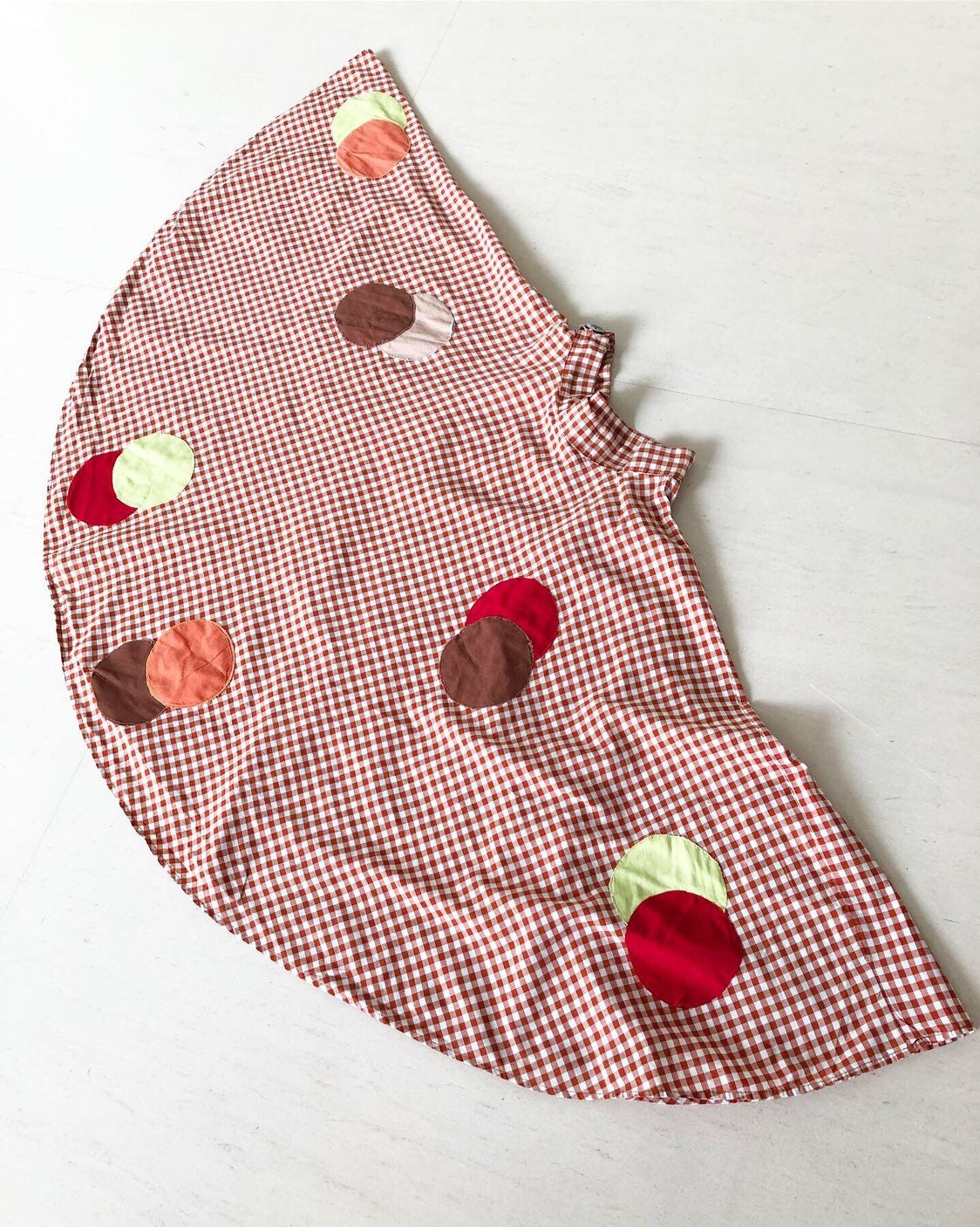 Entzückender Gingham Polka Dot Applikation Rock von VINTAGEVAVAVOOMZ