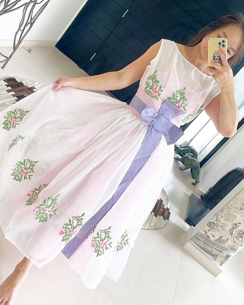 Hübsches Cocktailkleid Mit Blumenstickerei von VINTAGEVAVAVOOMZ