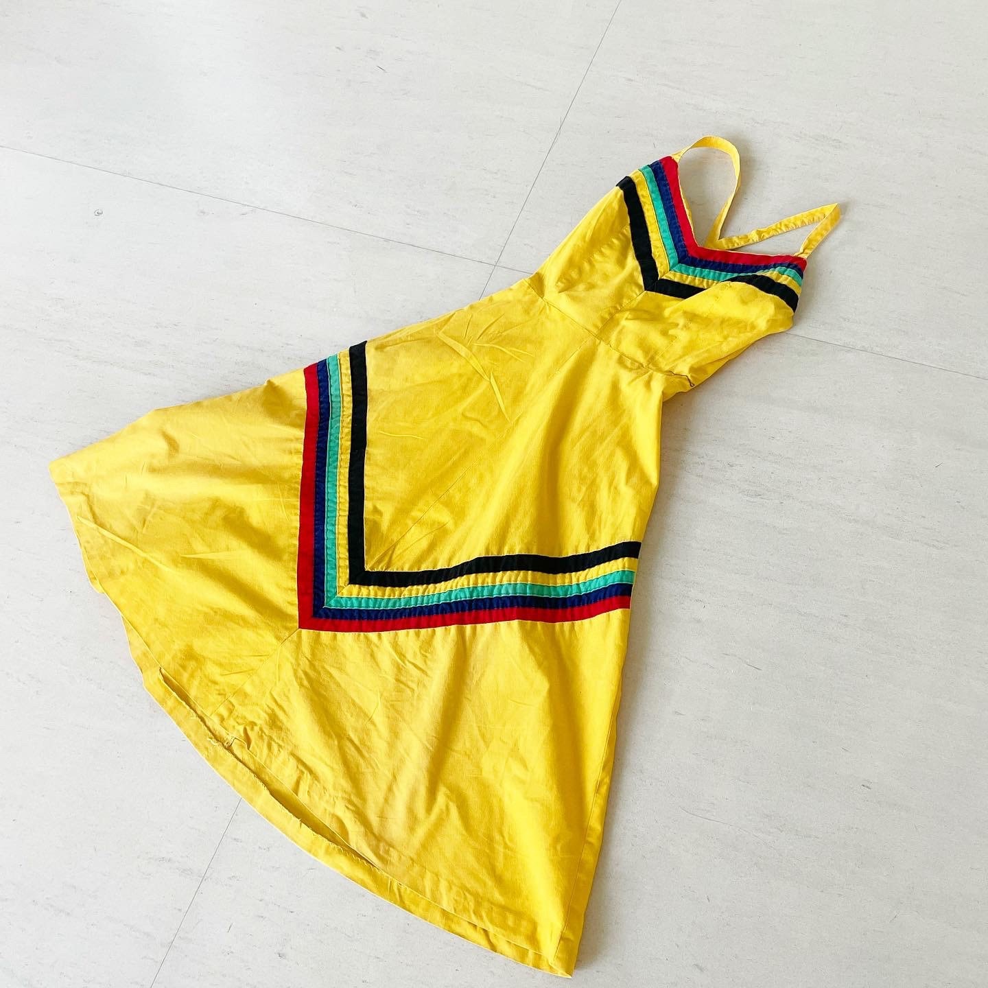 Sommerliches Regenbogen Cheron Sommerkleid von VINTAGEVAVAVOOMZ