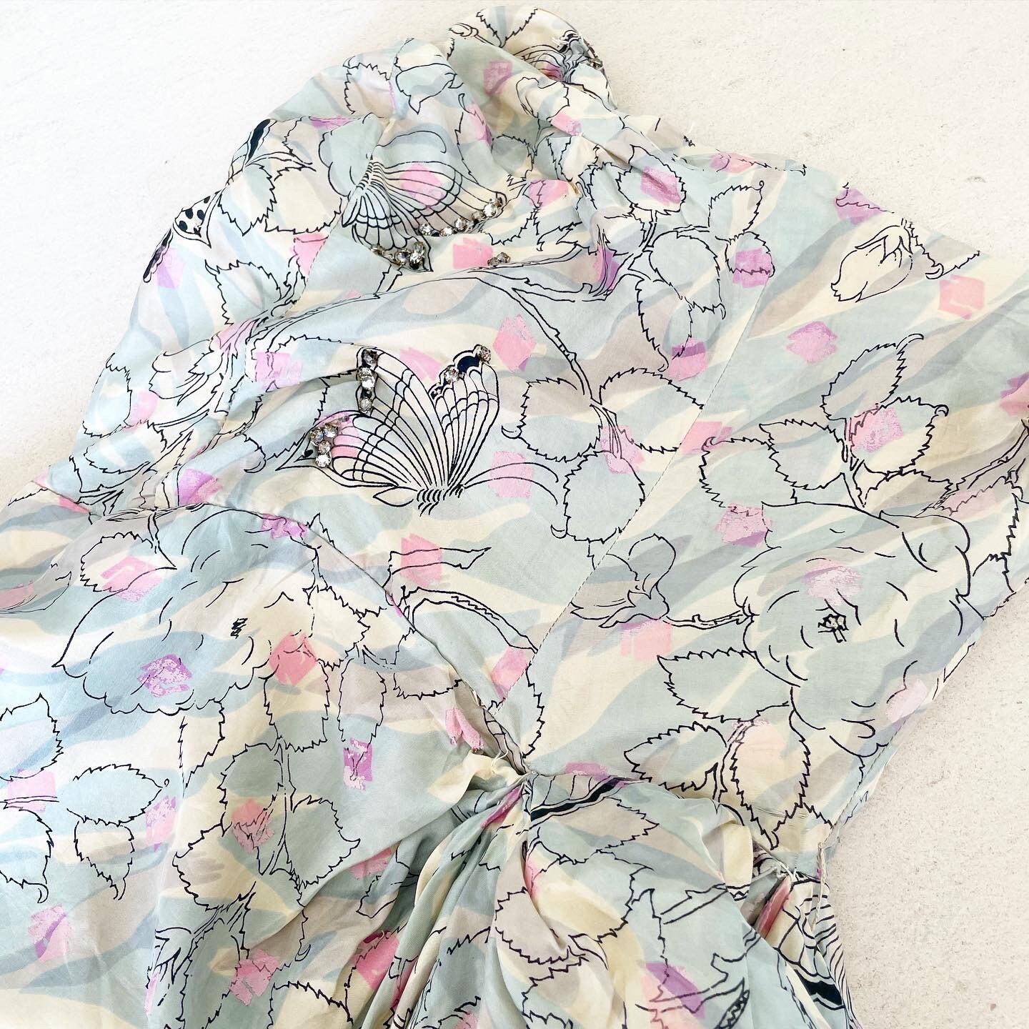 Wunderschönes Pastell Schmetterling Print 40Er Jahre Kleid Wunderschönes Pastell Schmetterling Print 40Er Jahre Kleid von VINTAGEVAVAVOOMZ