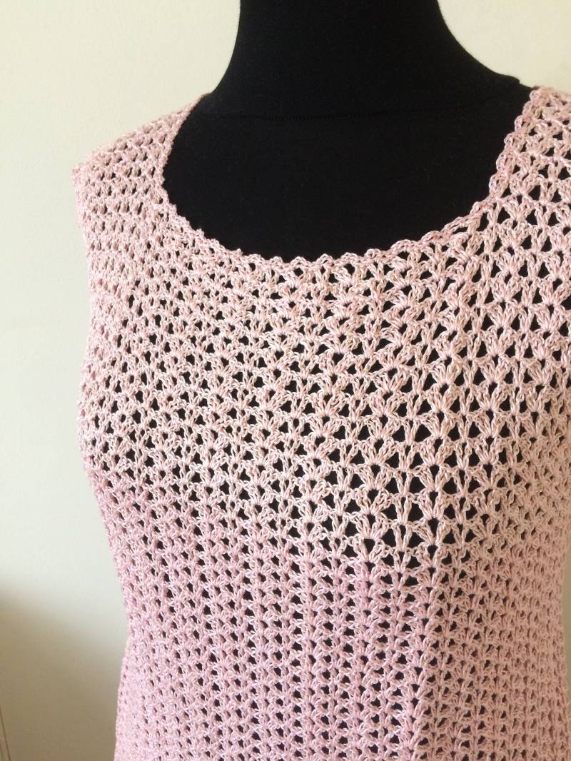 Gehäkelt Sommer Top.gehäkelte Ärmellose Weste.gehäkelte Damen Accessoire.häkelbluse.damen Lacy Boho Weste.damen Strickmode.strick Top von VIRGA63DESIGN