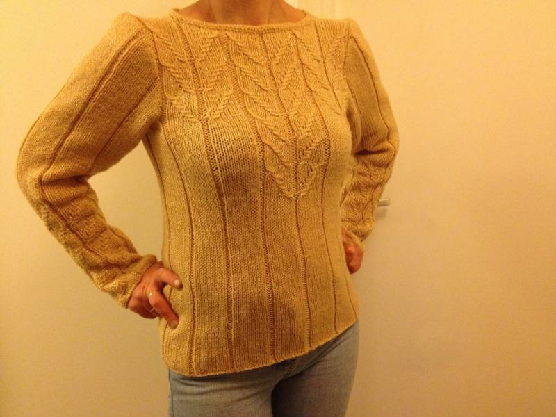 Handgestrickter Damen Golden/Gelb Pullover.damen Mode.damen Accessoire.strickpullover.strickpullover Für Frauen. Größe 10-12 von VIRGA63DESIGN