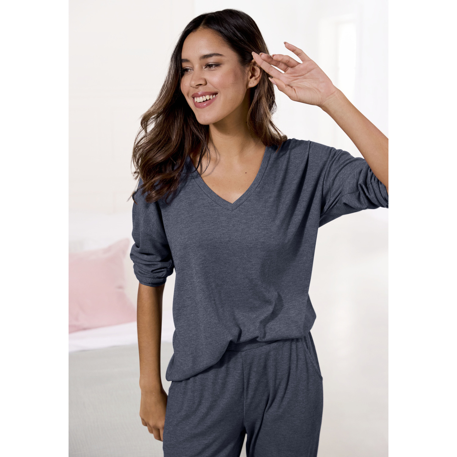 VIVANCE DREAMS Damen Langarmshirt anthrazit Gr.44/46 VIVANCE DREAMS Damen Langarmshirt anthrazit Gr.44/46 von VIVANCE DREAMS
