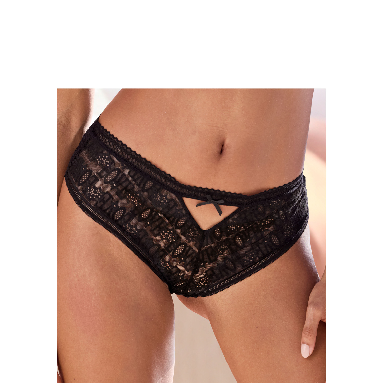 VIVANCE Stringpanty Damen schwarz Gr.40/42 von VIVANCE