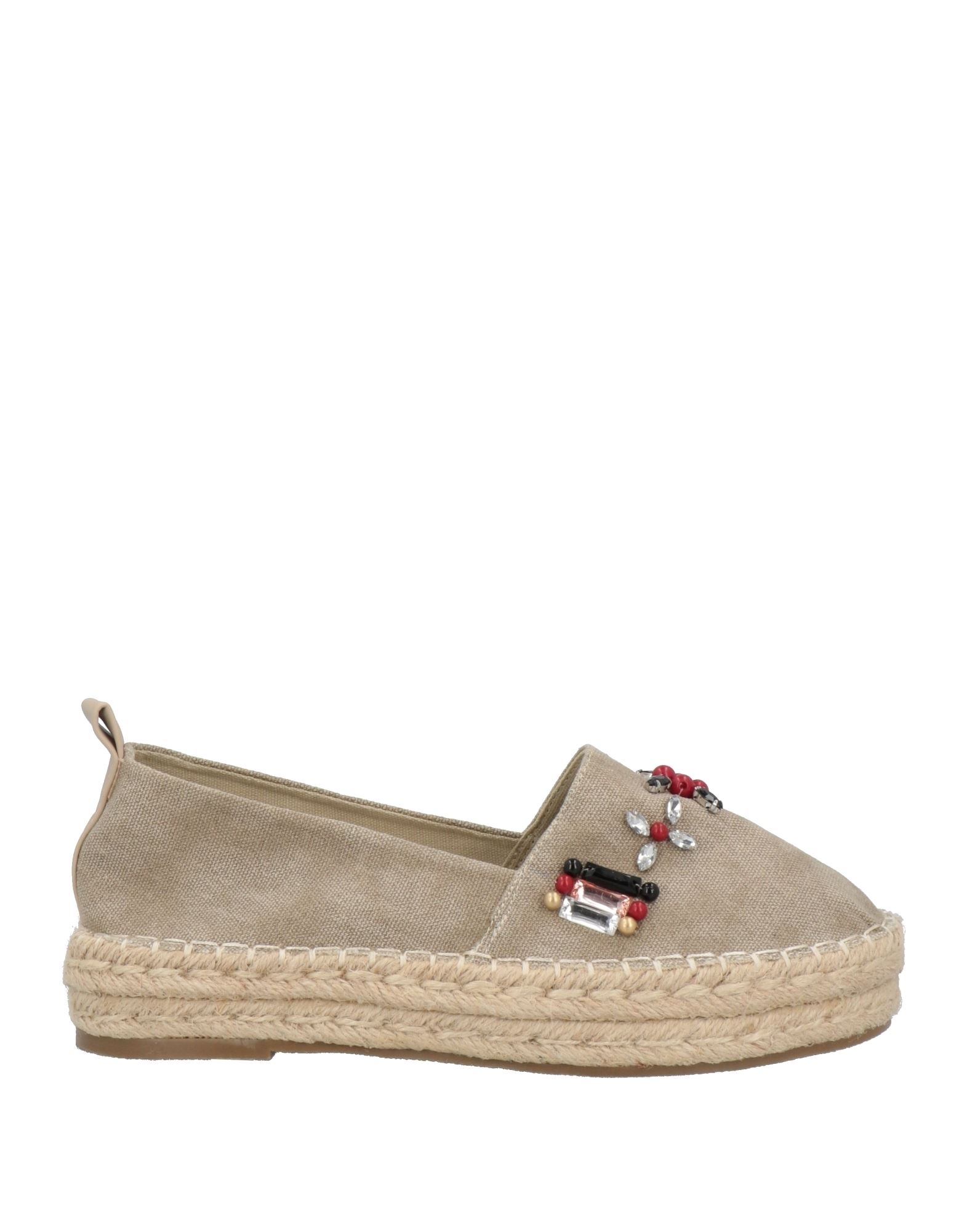 VIVIAN Espadrilles Damen Sand von VIVIAN