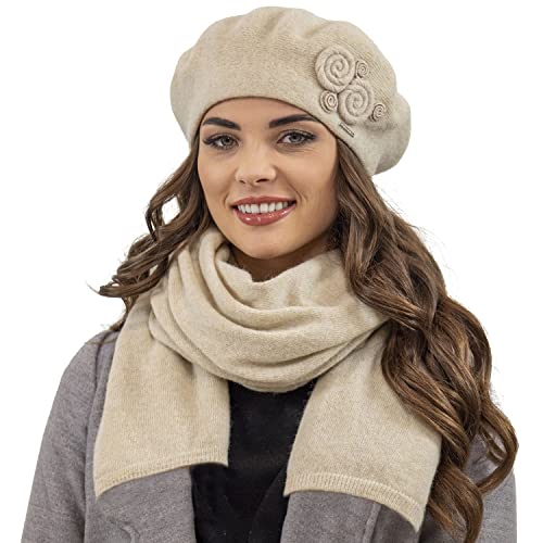 VIVISENCE Elegantes Damen Winter Set Aus Baskenmütze Und Langem Schal Aus Wärmendem Wollgarn Perfekte Passform Für Kalte Wintertage Ideal Für Elegante Und Sportliche Outfits, Beige,Einheitsgröße von VIVISENCE