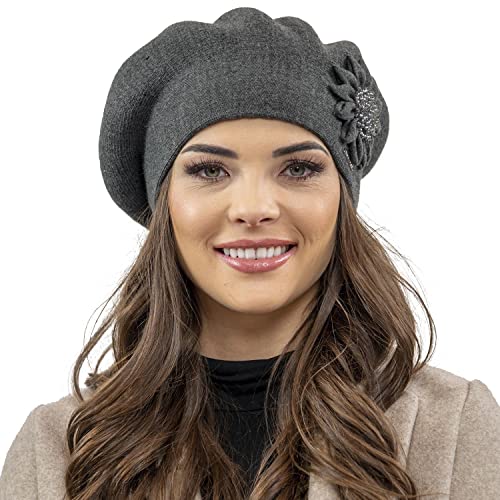 VIVISENCE Winter Baskenmütze Für Damen Herbst Warme Barette Mit Zarter Blumenapplikation Frauen Elegante Klassischem Stil Perfekte Für Herbst Und Wintertage Modell 7048, Dunkelgrau,Einheitsgröße von VIVISENCE