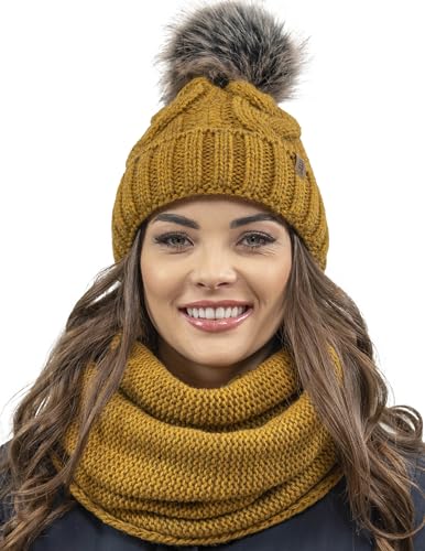 VIVISENCE Damen Bommelmütze Und Loop-Schal Mit Bommel Ideal Für Wintertage 7014, Dunkelgelb,Einheitsgröße von VIVISENCE