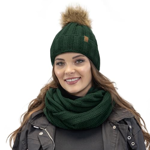 VIVISENCE Damen Winterset Mit Modischer Bommelmütze Und Loop-Schal Hergestellt Aus Warmem Garn Mit Weichem Fleecefutter Anti-Statische Perfekt Für Kalte Tage Stilvolle, Grün,Einheitsgröße von VIVISENCE