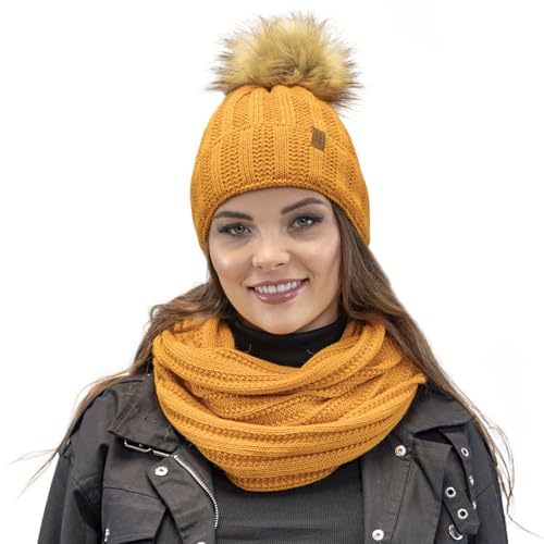 VIVISENCE Damen Winterset Mit Modischer Bommelmütze Und Loop-Schal Hergestellt Aus Warmem Garn Mit Weichem Fleecefutter Anti-Statische Perfekt Für Kalte Tage Stilvolle, Honig,Einheitsgröße VIVISENCE Damen Winterset Mit Modischer Bommelmütze Und Loop-Schal Hergestellt Aus Warmem Garn Mit Weichem Fleecefutter Anti-Statische Perfekt Für Kalte Tage Stilvolle, Honig,Einheitsgröße von VIVISENCE