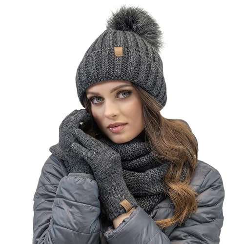 VIVISENCE Modisches Damen-Set Mütze Mit Kunstpelz-Bommel Weich Gefüttertem Loop-Schal Und 5-Finger-Handschuhen Aus Warmem Garn Gefertigt Antistatisch Und Perfekt Für Kalte, Schwarzgrau,Einheitsgröße von VIVISENCE