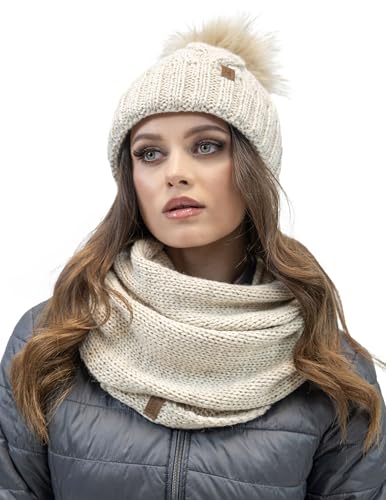 VIVISENCE Damen Bommelmütze Und Loop-Schal Mit Bommel Ideal Für Wintertage 7014, Hellbeige,Einheitsgröße VIVISENCE Damen Bommelmütze Und Loop-Schal Mit Bommel Ideal Für Wintertage 7014, Hellbeige,Einheitsgröße von VIVISENCE