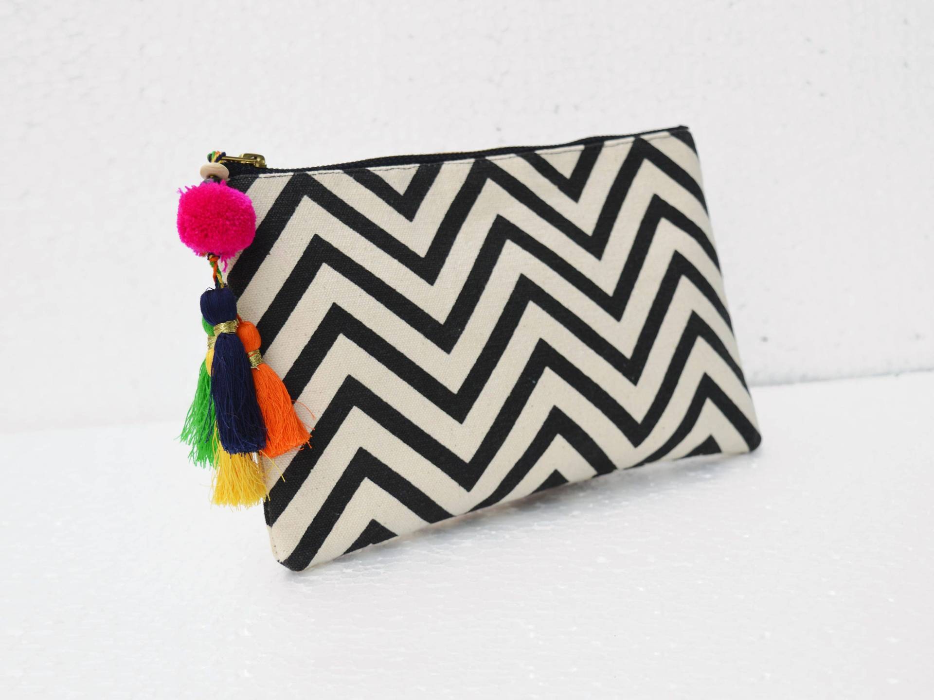 Kupplung, Schwarz Und Weiß, Geometrisch, Chevron, Schminktasche, Kosmetiktasche, Beutel, Baumwolle, 13x23 cm von VLiving
