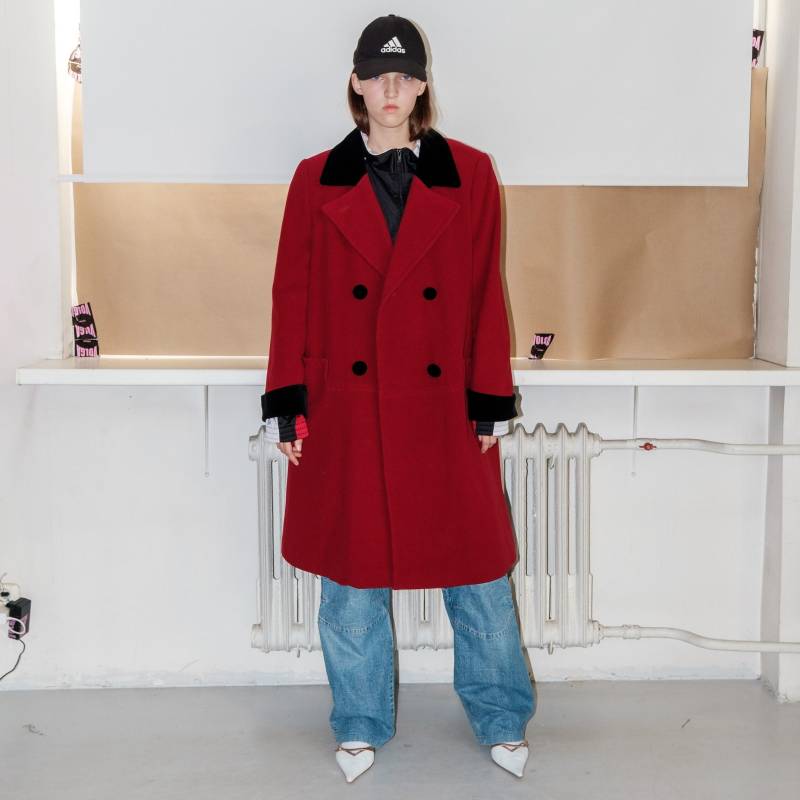 90Er Jahre Vintage Retro Zweireihiger Wollmantel in Rot & Schwarz von VOLGAVINTAGE