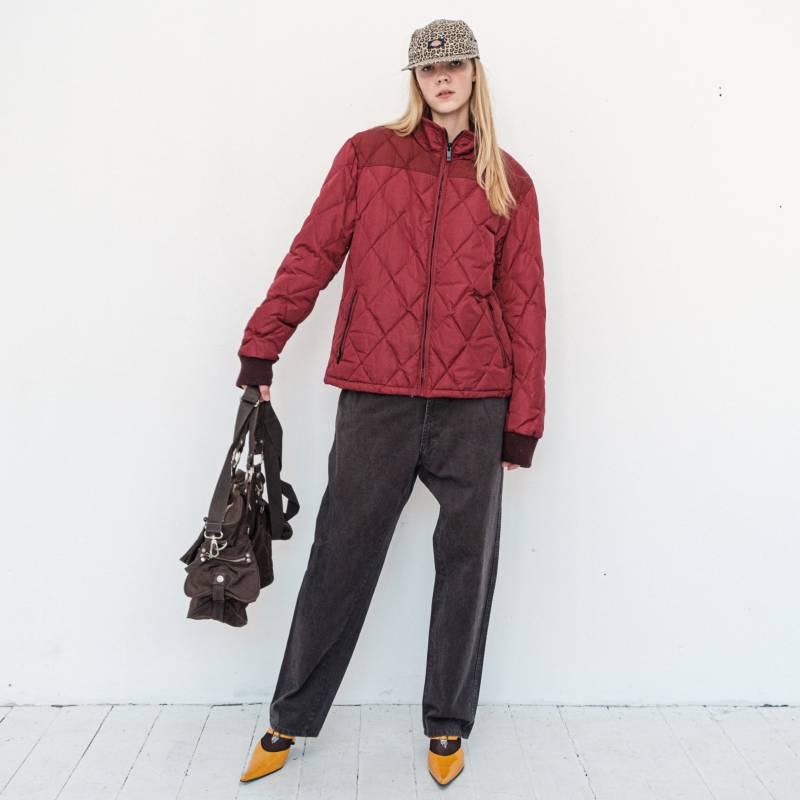 90Er Vintage Hübsche Steppjacke in Karminrot von VOLGAVINTAGE