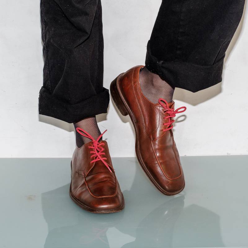 90Er Vintage Preppy Style Rote Spitzen Lederschuhe in Braun von VOLGAVINTAGE