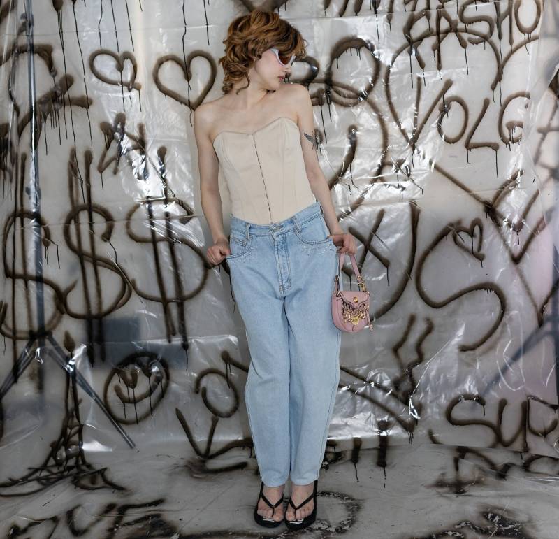 Vintage 90Er Retro Verzierte Ballon Jeans in Heller Waschung von VOLGAVINTAGE