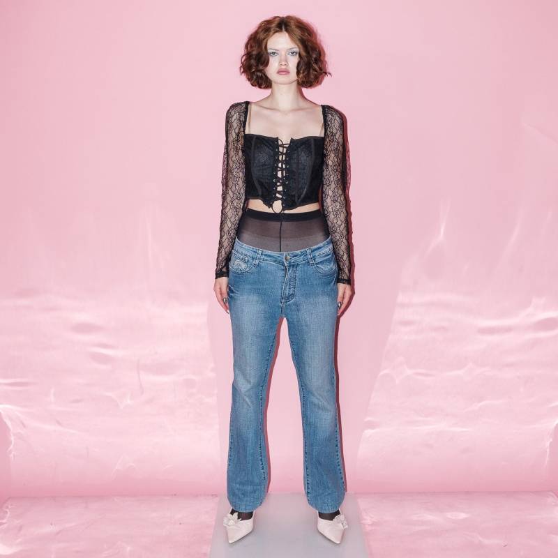 Vintage Y2K Stonewash Bootcut Jeans in Mittlerer Waschung von VOLGAVINTAGE