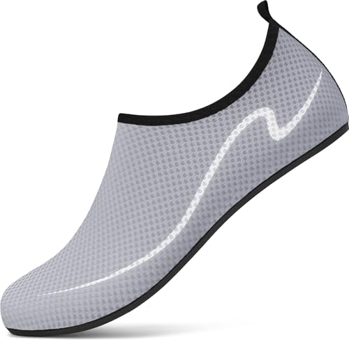 VOLHAL Badeschuhe Damen Wasserschuhe Herren Schwimmschuhe Schnell Trocknend Strandschuhe rutschfeste Aquaschuhe Leicht Surfschuhe für Beach Pool Yoga, Grau 46 EU von VOLHAL