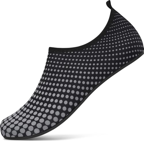 VOLHAL Wasserschuhe Herren Badeschuhe Damen Schwimmschuhe Schnell Trocknend Strandschuhe rutschfeste Aquaschuhe Leicht Surfschuhe für Beach Pool Yoga, Grau 36 EU VOLHAL Wasserschuhe Herren Badeschuhe Damen Schwimmschuhe Schnell Trocknend Strandschuhe rutschfeste Aquaschuhe Leicht Surfschuhe für Beach Pool Yoga, Grau 36 EU von VOLHAL