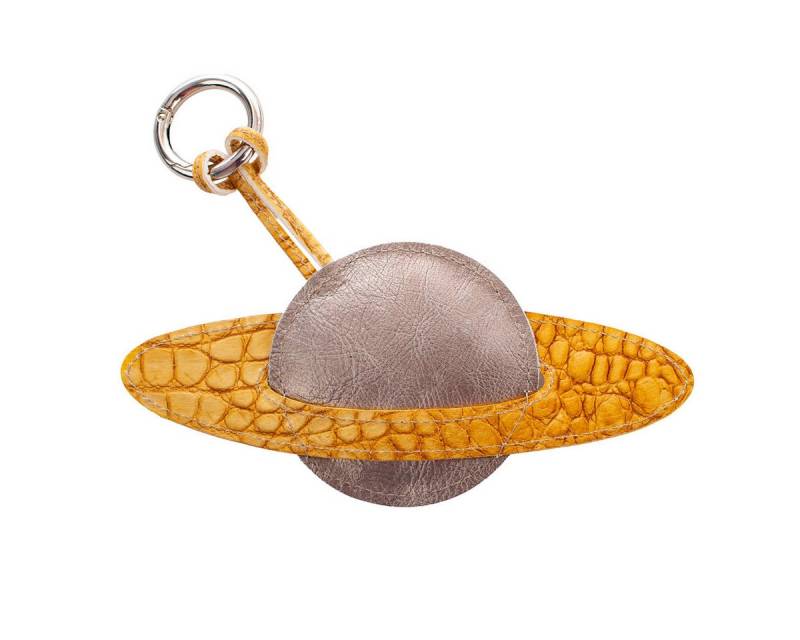 VOLKER LANG Taschenanhänger CHARM Saturn, CH3 - Oberfläche: Alligator - Farbe: wheat von VOLKER LANG