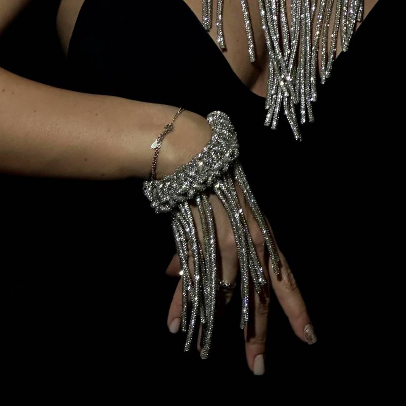 Handgemachtes Silber Strass Fransen Armband Crystal Statement Manschette von VONAuaHandmade