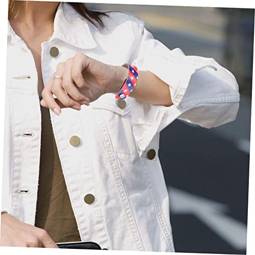 VOSAREA 4 Stück PU Armband mit Amerikanischem Flaggen Design für Unabhängigkeitstag Verstellbare Festival Dekoration für Damen und Herren VOSAREA 4 Stück PU Armband mit Amerikanischem Flaggen Design für Unabhängigkeitstag Verstellbare Festival Dekoration für Damen und Herren von VOSAREA